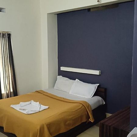 Hotel Orginal Residency Kollam Exteriör bild