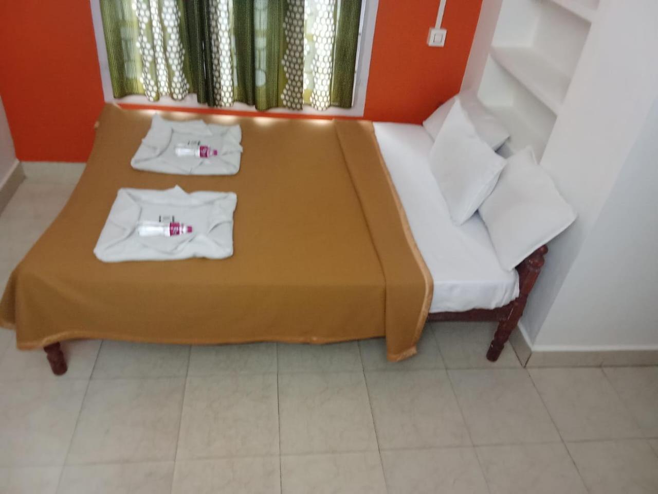 Hotel Orginal Residency Kollam Rum bild